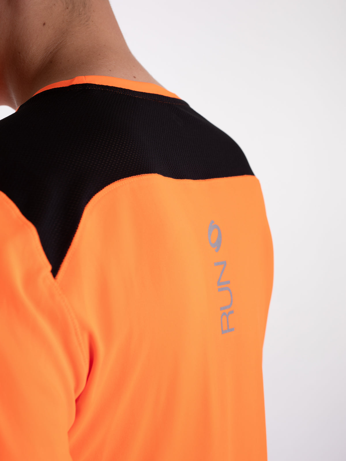 Mymotus Men Comfort Running Longsleeve Shirt Shocking Orange RM31